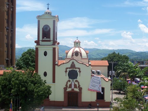 Iglesia Santa Teresa del Tuy