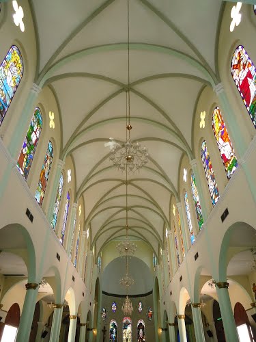 Vista del Diseño Interior del Techo del Templo Nuestra Señora de Coromoto, Barquisimeto – Edo. Lara